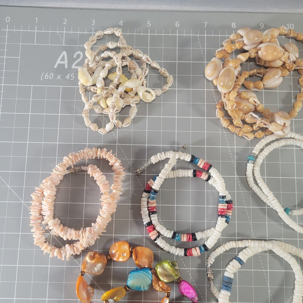 Vintage Beach Shell Jewelry Lot Cowrie Puka Mother of Pearl Boho Coast Over 1 lb - Picture 10 of 11